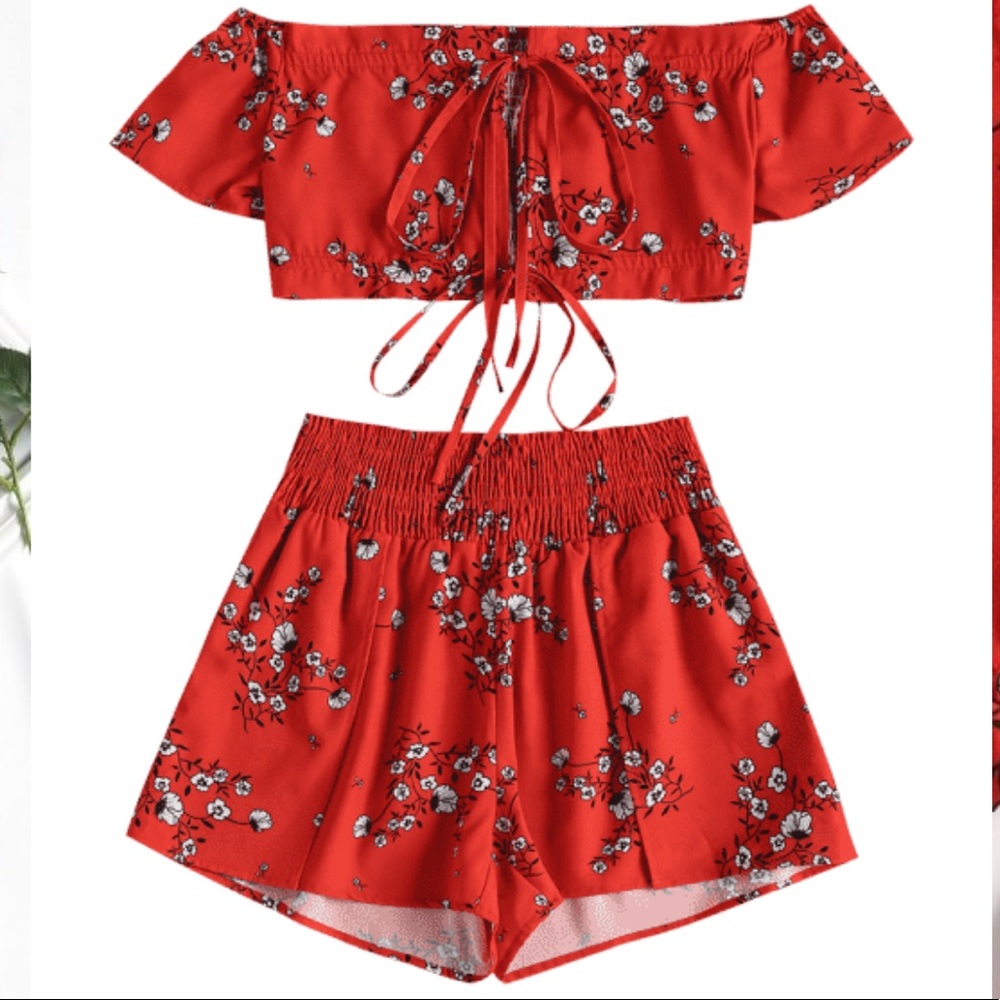 Zaful off the shoulder 2 piece floral shorts set